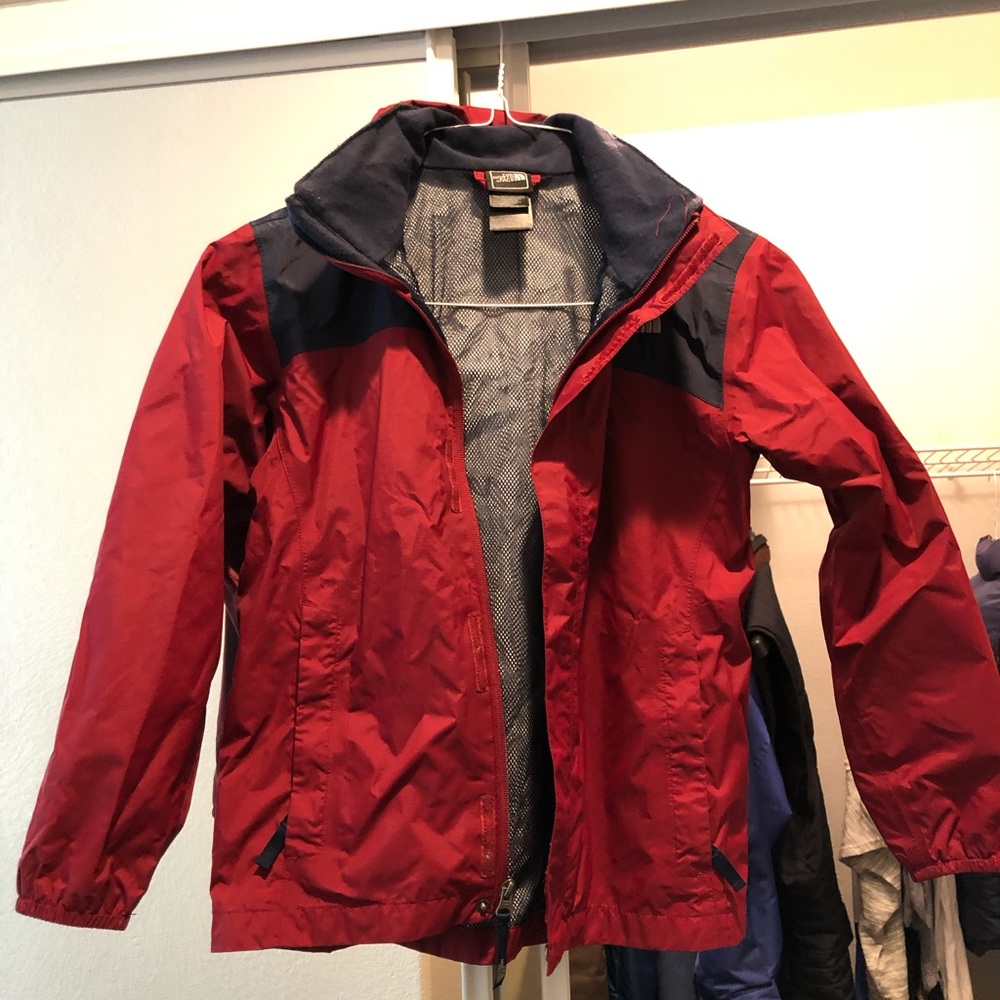Boys North Face windbreaker